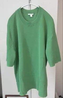 COS ニット t-sh #greenのサムネイル