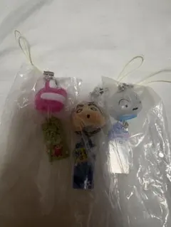 クレヨンしんちゃん ゆらゆらフェイスミニチャーム　3種セット