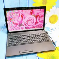 たっぷり大容量750GB✨メモリ8G✨初期設定済✨初心者OK!✨黒ノートパソコン