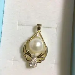 パール　ペンダント　トップ未使用