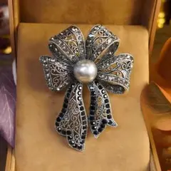 【新品未使用】ブラックコサージュ　ブローチ　卒業式・入学式など【匿名配送】