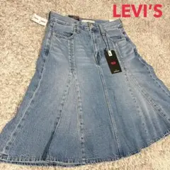 新品 LEVI’S テンセル ゴデットフレアスカート 26のサムネイル