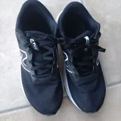 New Balance 413 スニーカー ブラック レディース　22.5のサムネイル