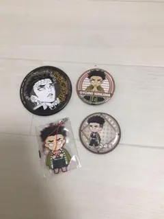 鬼滅の刃 悲鳴嶼行冥 缶バッジ ラバーストラップ