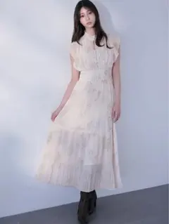 SNIDEL Sustainableプリーツプリントワンピース