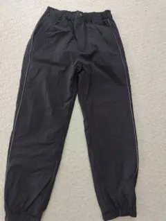 着用数回☆ユニクロ ブラック 裏ボア　パンツ 140