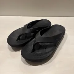 OOFOS サンダルのサムネイル