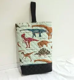 リアル恐竜柄　シューズケース　グリーン　キルティング使用　男の子　上靴入れ