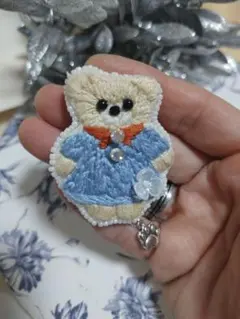 ビーズ刺繍ブローチ 刺繍ブローチ Harrods風