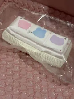 Kikisquishy 動物ケーキ　ピンク　L
