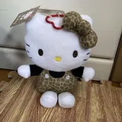 新品タグ付き　カラビナ付き　ハローキティ　ヒョウ柄　ぬいぐるみ　ポーチ
