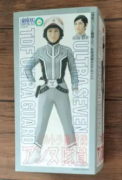 ユ*ウ様 ウルトラセブン アンヌ隊員、ダン隊員1/6スケールフィギュア Amazon.co.jp: RAH(リアルアクションヒーローズ) 友里アンヌ(1/6