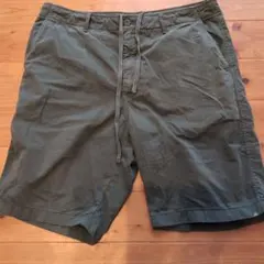 UNIQLO オリーブグリーン ショートパンツ Lサイズ