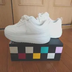 GU ボリュームソールコートスニーカー Mサイズ