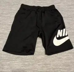 NIKE SB ショートパンツ ブラックのサムネイル