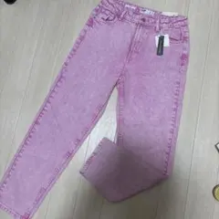 Bershka ピンク デニムパンツ　派手