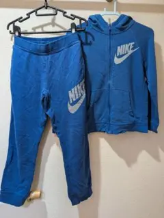 NIKE フード付き上下セット　150cm