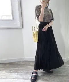 クラシカルエルフ ブラック プリーツロングスカートのサムネイル