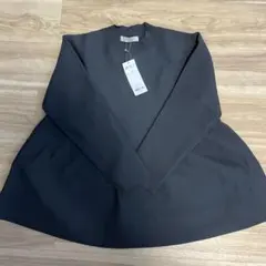 【UNFILO アンフィーロ】グレー ペプラム　ニット Mサイズ