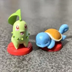 ポケモン　チョコエッグ　旅立ちの3匹　ゼニガメ　チコリータ
