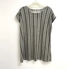 美品 チュニック ストライプ グレー トップス 半袖 フレンチスリーブ