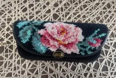 FEILER 花柄刺繍 メガネケース