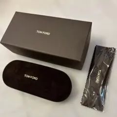 2026年最新】tom ford メガネケースの人気アイテム - メルカリ