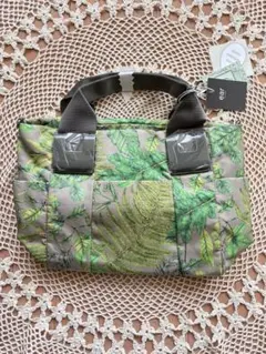 【新品】イアパピヨネ　樹脂パーツトートバッグ(S/リーフ)