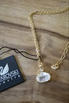 Swarovski クリスタルペンダント ネックレス