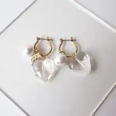 金属アレルギー対応　クリアハートフープピアス／イヤリング