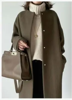 【新品タグ付】フェルト生地 ノーカラーコート 厚手 カーキ サイズ表記無し