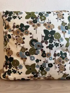 北欧風 花柄 クッションカバー ハンドメイド　45×45