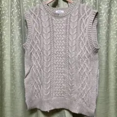 niko and ... ニットベスト ベージュ ケーブル編み