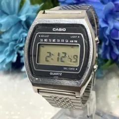 伝説級　CASIO CASIOTRON デジタル時計　03-501　入手困難 伝説級 CASIO CASIOTRON デジタル時計 03-501 入手困難 - メルカリ