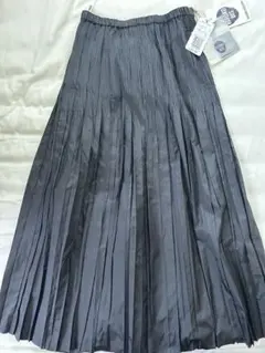 ヒロココシノ HIROKO KOSHINO プリーツスカート　ブラック　未使用のサムネイル