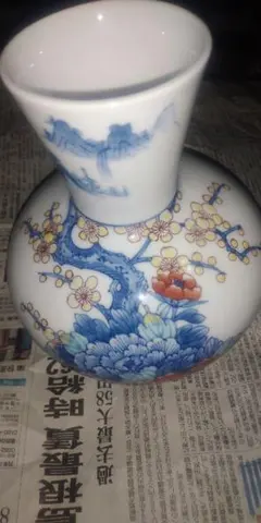 青と白の花柄陶器花瓶