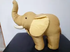 【希少】タイシルクの老舗ジム・トンプソン 金の象のぬいぐるみ