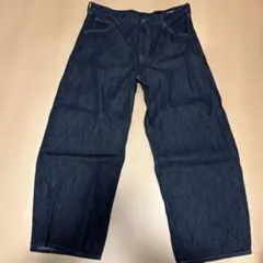 UNIQLO バギーカーブジーンズ69NAVY