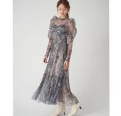 SNIDELSustainable　プリーツ　チュール　ワンピース 二次会ドレスのサムネイル