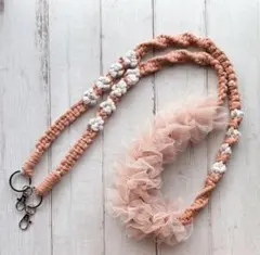 肉球のマクラメショルダーストラップ