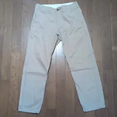 ユニクロ　ヴィンテージレギュラーフィットチノ　Sサイズ　ベージュ