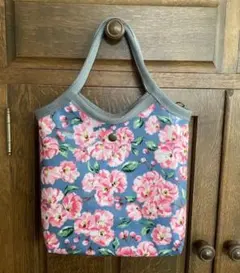 ハンドメイド　Cath Kidston生地　花柄トートバッグ　ハンドバッグ