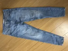ZARA デニムパンツ ライトブルーのサムネイル