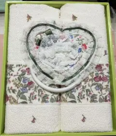 フェイスタオルセット 日本製 花柄 2枚&タオルハンガー　昭和レトロ　保管品