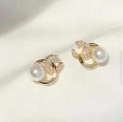 CCロゴ　ピアス　ゴールド　パール　韓国