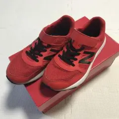 ニューバランス　スニーカー　22.5センチ