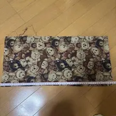 ゴブラン織り　くま　はぎれ