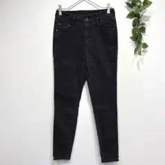 ノアールレーベル　デニムパンツ　スキニー　綿混　伸縮　カジュアル　シンプル　黒