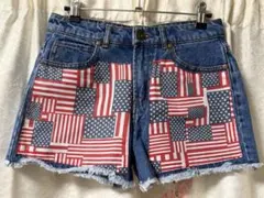 FOREVER 21 アメリカ国旗柄デニムショートパンツ Sサイズ