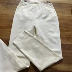 有木　スリムパンツ　M オフホワイト